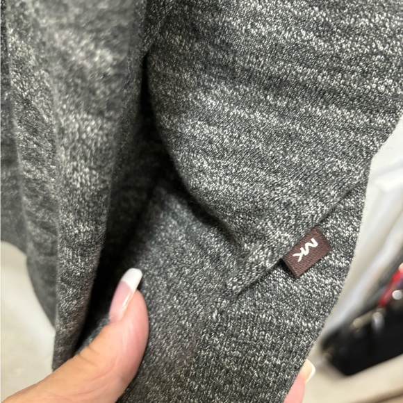 Michael Kors sweater - Picture 5 of 5